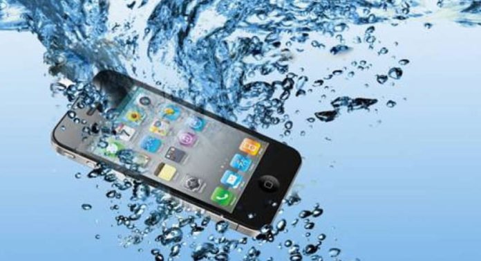 Iphone 7 Su Kaçması Nasıl Olur
