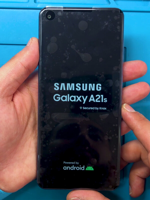 Samsung A21S Ekran Değişimi
